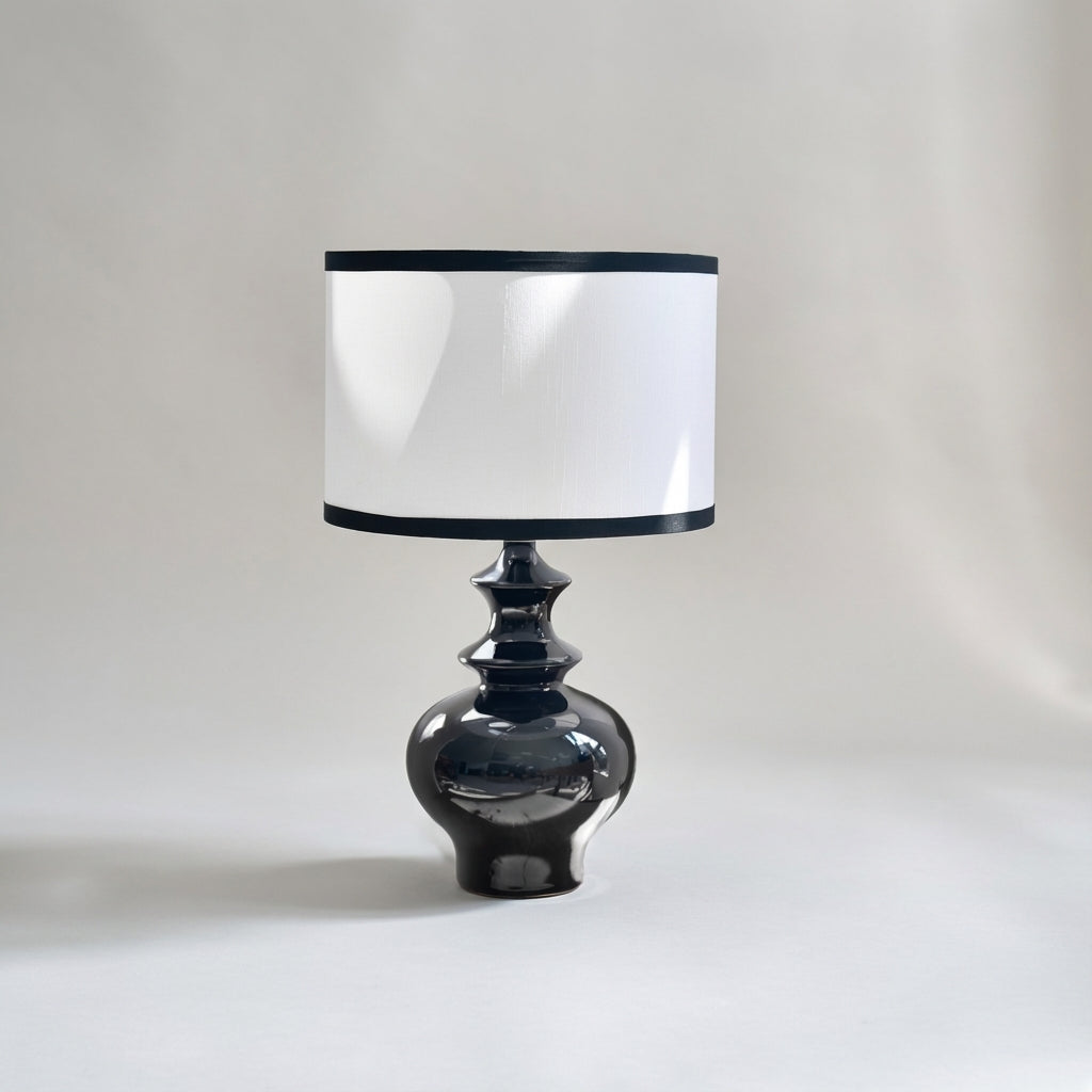 Vintage Inspired Table Lamp -  Glarion