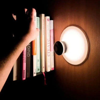 Wall Mounted Suction Lamp -  Suctioneon