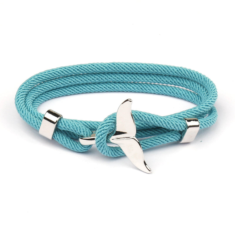 Multilayer Herrenarmband mit Walflossen-Anhänger, blaues Seil, maritimer Schmuck.