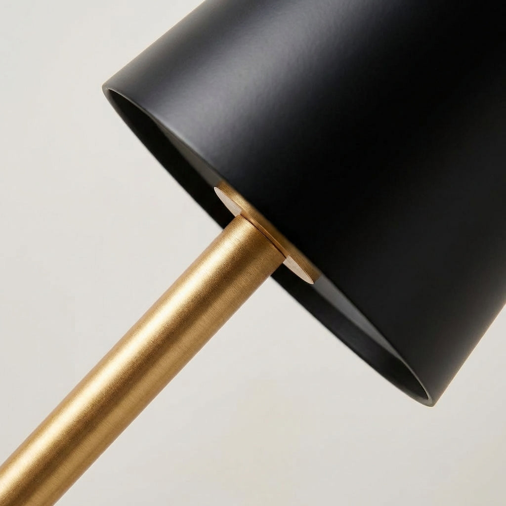 Wireless Dimmable Table Lamp - Radiovo