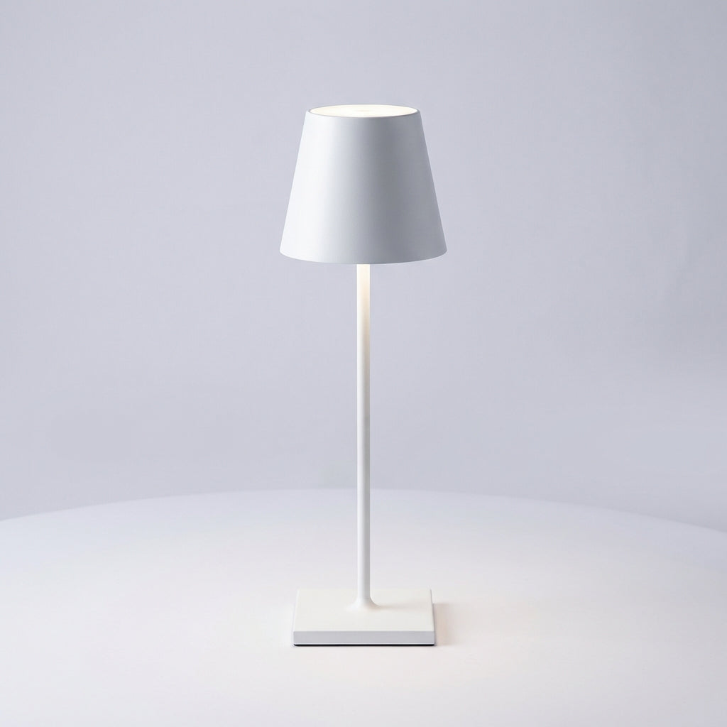 Wireless Dimmable Table Lamp - Radiovo