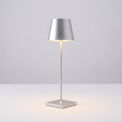 Wireless Dimmable Table Lamp - Radiovo