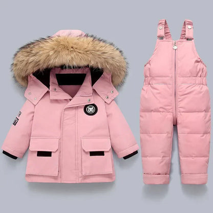 Vinter-set för barn med fodrad vinterjacka och snöhängslen - Emilie