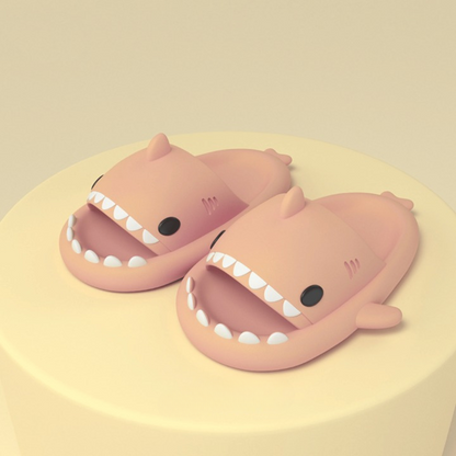 Trendiga SoftSteps Sharkies-tofflor – mjuka, dämpande & 1+1 gratis