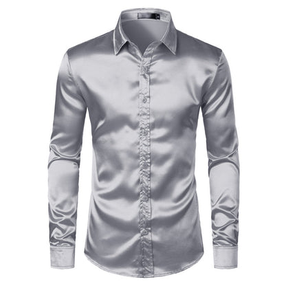 Silbernes Satinhemd für Herren, langärmelig, Slim Fit, elegantes Party-Outfit.