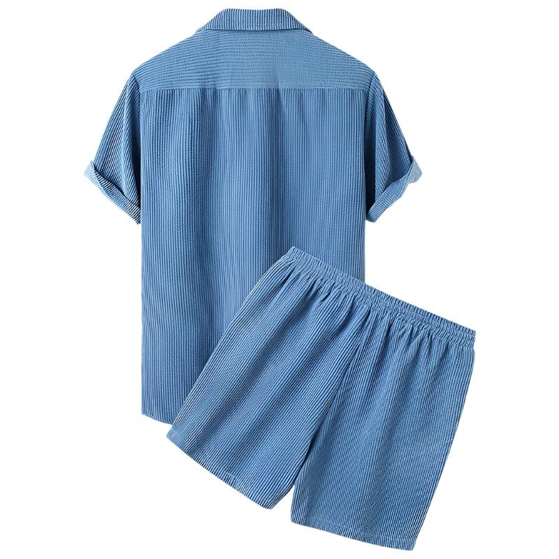 Set med velourshorts för herrar – stiligt och bekvämt för sommaren.