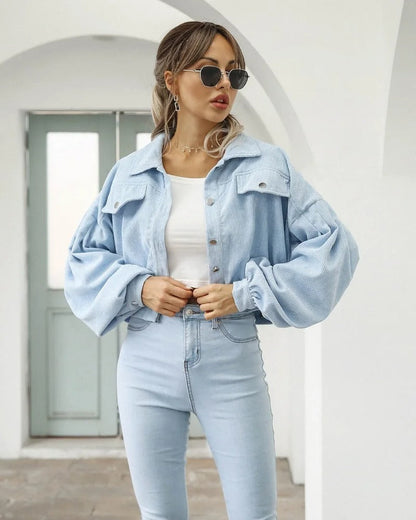 Höstlig jeansjacka med stil – Amira