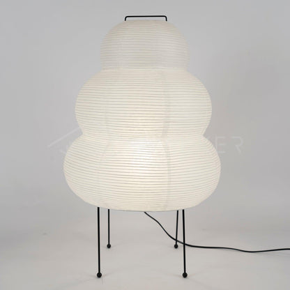 Weiße Akari 24N Tischlampe aus Papier, modernes Design, schwarzer Metallrahmen.