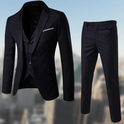 Schwarzer Herrenanzug, dreiteilig, elegant, für Business und formelle Anlässe.