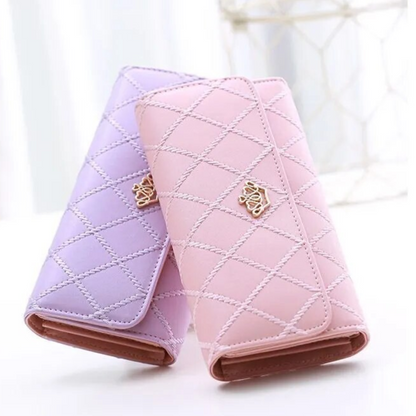 Rosa und lila Damen-Geldbörsen mit Argyle-Muster, dreifach faltbar, elegant und stilvoll.