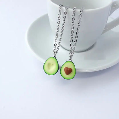 Avocado-Halsketten mit Herzanhänger, silberne Kette, Modeschmuck, Geschenkidee.