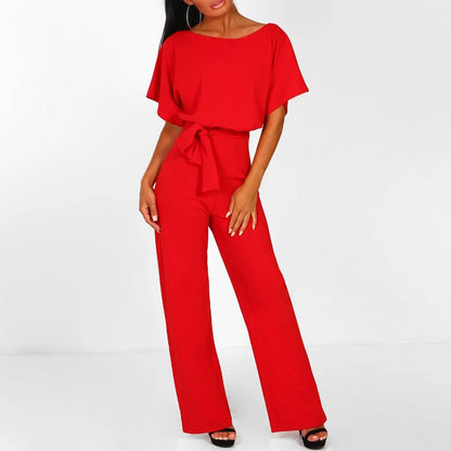 Eleganter roter Damen-Jumpsuit mit Gürtel, kurzärmelig, modisch, ideal für Partys.