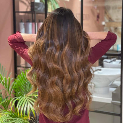 Tape-in hårförlängningar – Veloura Tape (Varm Brun Balayage 2+7)