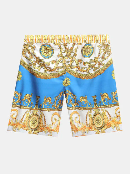 Bunte Herren-Badeshorts mit barockem Muster, blau-gold, Sommermode, Strandbekleidung.