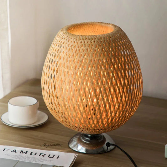 Vintage Bambus Tischlampe, handgefertigt, chinesischer Stil, Wohnzimmer Schlafzimmer Dekoration.