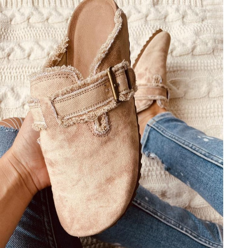 Beige Damen-Pantoffeln mit Schnalle, Leinenstoff, gemütlich, modisch, ideal für den Alltag.