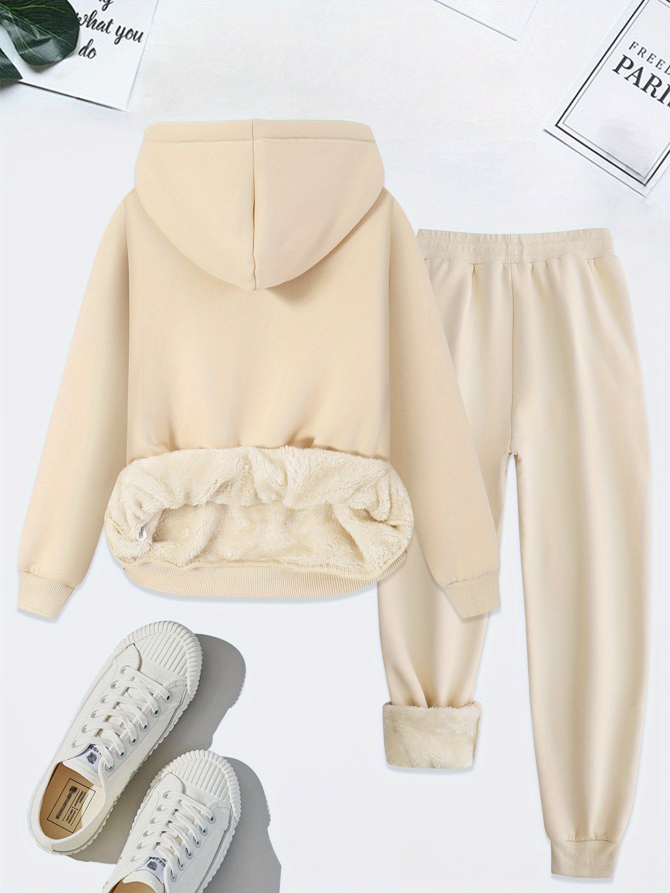Beiges Damen-Sweatshirt und Jogginghose Set mit Kapuze, Fleece-Futter, lässig, bequem.