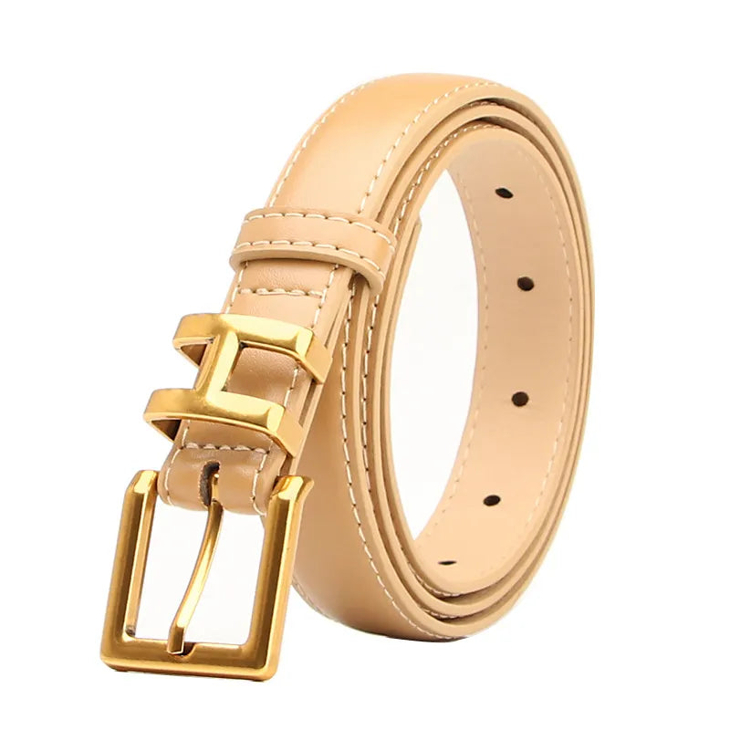 Beiger Ledergürtel mit goldener quadratischer Schnalle, modisches Accessoire für Damen und Herren.