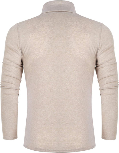 Beiger Rollkragenpullover Herren, Langarm, Baumwolle, Rückansicht, modisch, bequem.