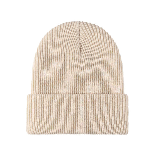 Beige Strickmütze aus Wolle, unisex, warm, modisch, ideal für Herbst und Winter.