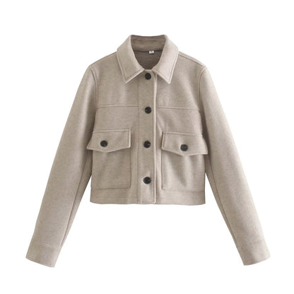 Beige Damenjacke aus Wolle, Knopfleiste, Taschen, Herbstmode, stilvoll und warm.