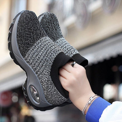 Bequeme Damen-Walkingschuhe, grau-schwarz, rutschfest, atmungsaktiv, Freizeitmode.