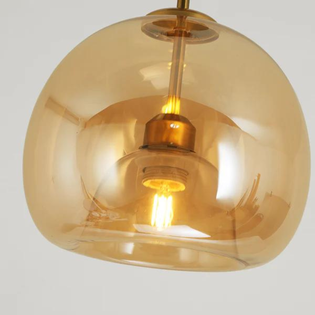 Goldene Glaspendelleuchte mit Edison-Glühbirne, modernes Design, Wohnzimmerbeleuchtung.