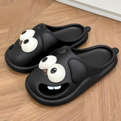 PawJoy™ mysiga valptoﬀlor – tecknade inomhusskor med komfort och karaktär