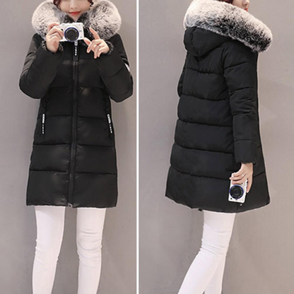 Damen Wintermantel schwarz, Daunen, Kapuze mit Kunstfell, warm, modisch, elegant.