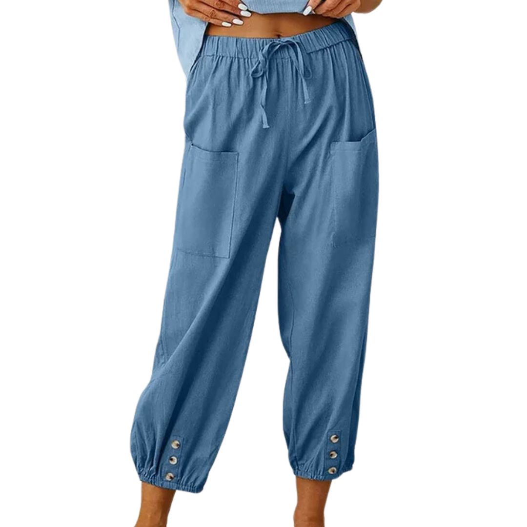 Blaue Damenhose mit Taschen, elastischem Bund und Knöpfen, lässige Sommermode.