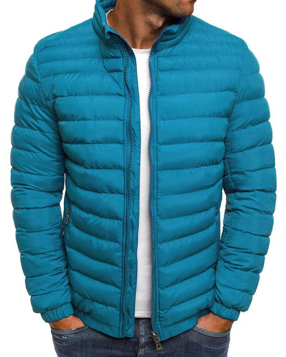 Männer-Daunenjacke, türkis, gesteppt, Reißverschluss, Wintermode, warm, modisch.