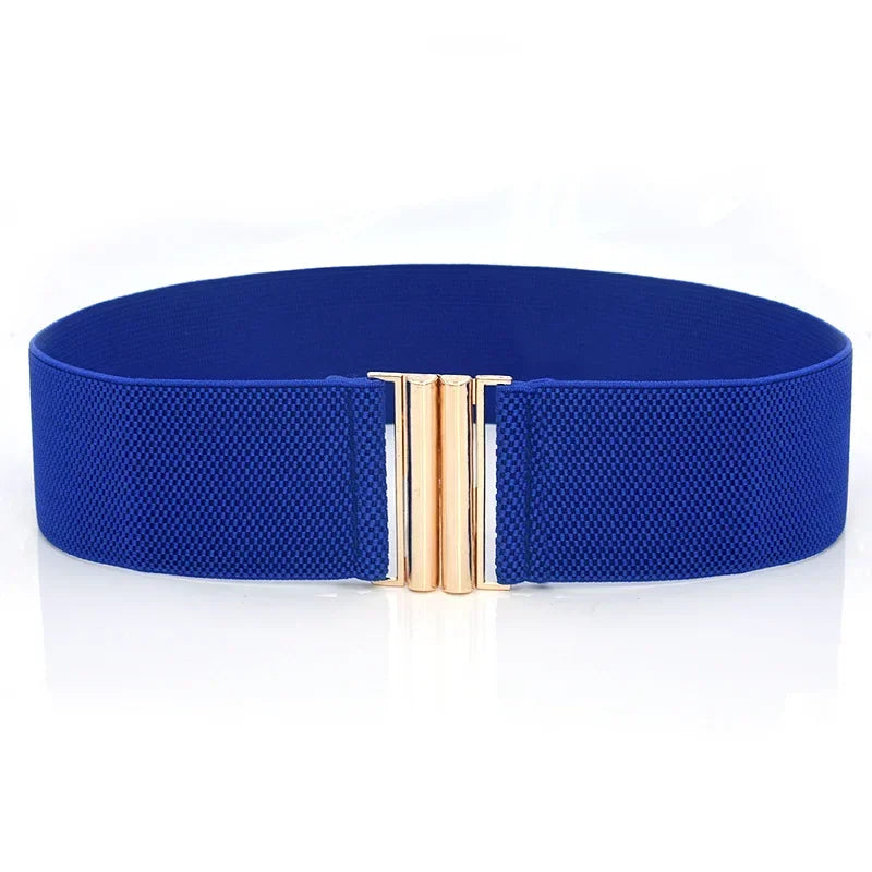 Blauer elastischer Gürtel mit goldener Schnalle, modisches Accessoire für Damen.