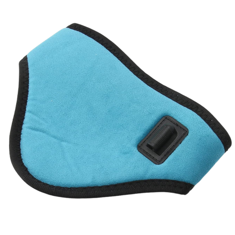 Blaue, ergonomische Gesichtsmaske mit schwarzem Rand und Ventil, atmungsaktiv, waschbar.