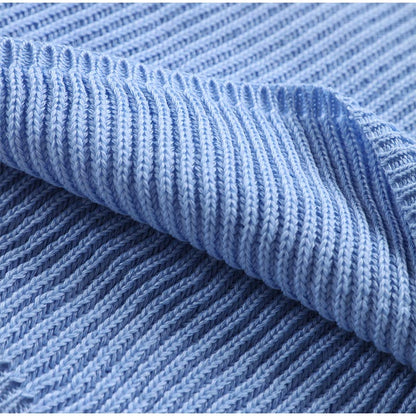Hellblauer Strickstoff, Baumwolle, Nahaufnahme, Textur, Mode, DIY Nähen, Bekleidungsmaterial.