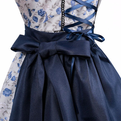 Blaues Dirndl mit Blumenmuster, Schnürung und Schleife, traditionelles bayerisches Kleid.