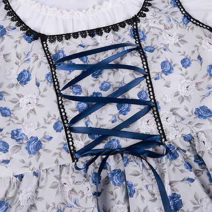Blau-weißes Blumenkleid mit Schnürung, Spitzenbesatz, elegantes Design, Damenmode.