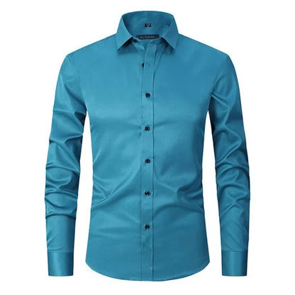 Blaues Herrenhemd, langärmelig, Knopfleiste, Business-Stil, Baumwolle, elegant.
