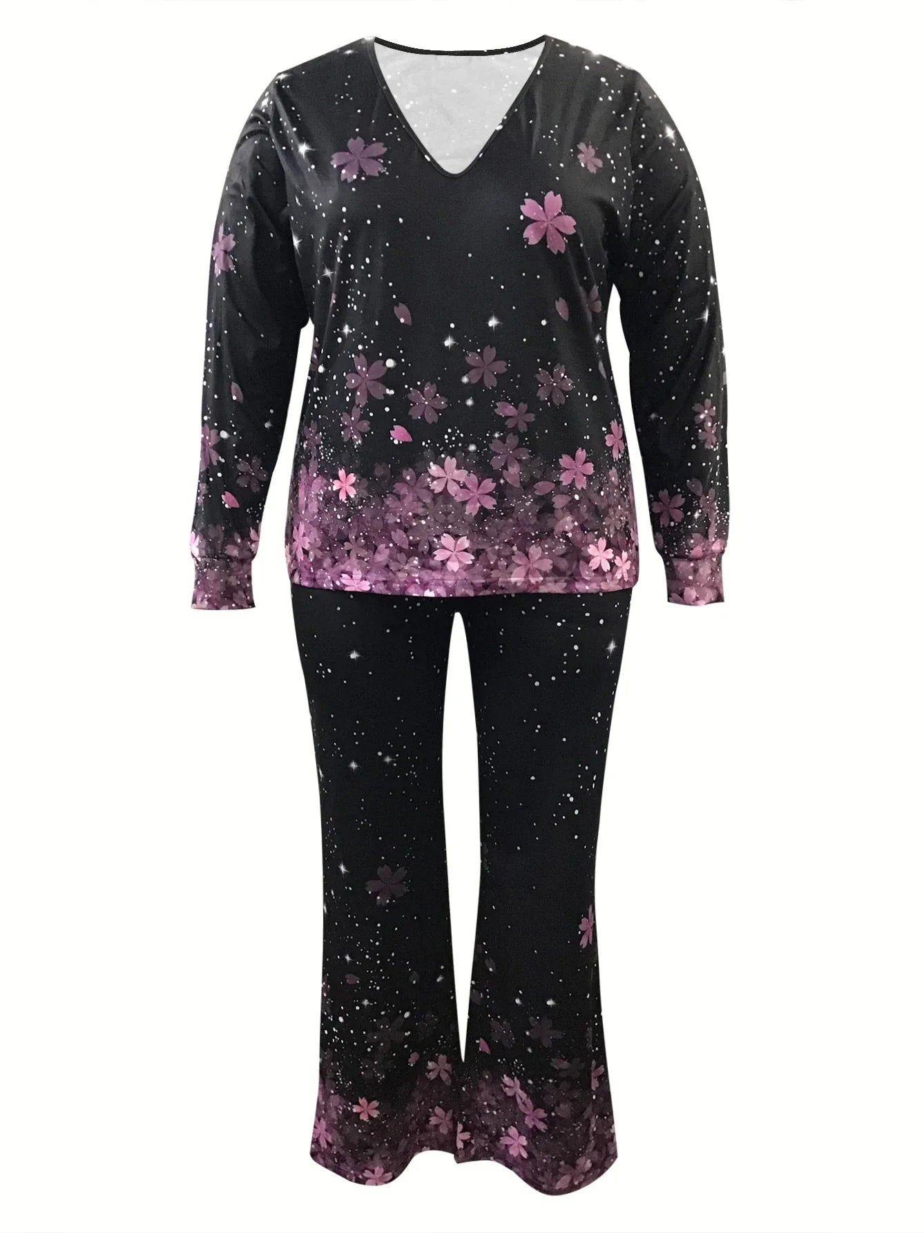 Schwarzer Damen-Pyjama mit lila Blumenmuster, langärmelig, V-Ausschnitt, bequemes Material.