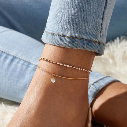 Boho-Fußkettchen mit Zirkonia, goldfarben, Damen-Schmuck, modisch, elegant, Sommeraccessoire.