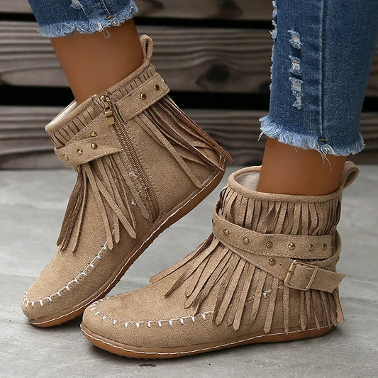 Damen Stiefeletten, beige Wildlederoptik, Fransen, Reißverschluss, Boho-Stil, modisch.
