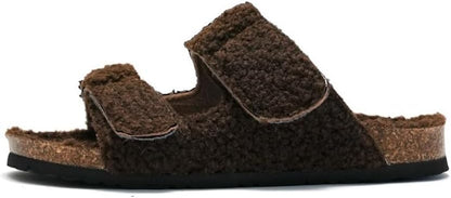 Braune Filz-Pantoffel mit Klettverschluss, rutschfeste Sohle, bequeme Hausschuhe für Damen und Herren.
