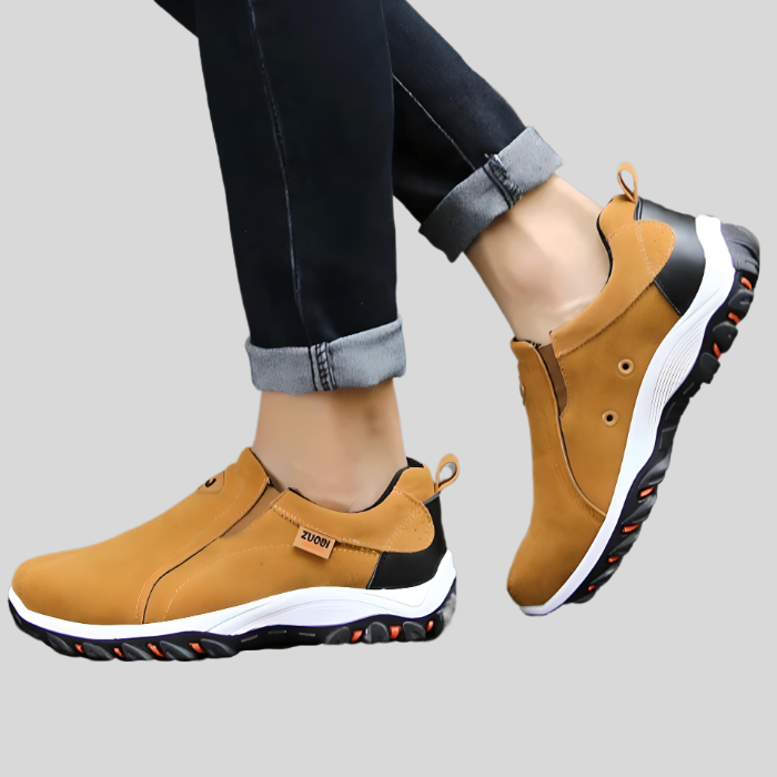 Braune Herren-Sneaker, rutschfest, bequem, Freizeitschuhe, Lederoptik, modisch.