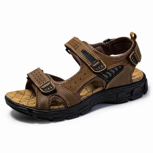 Braune Herrensandale aus Leder mit Klettverschluss, rutschfeste Sohle, ideal für Outdoor-Aktivitäten.