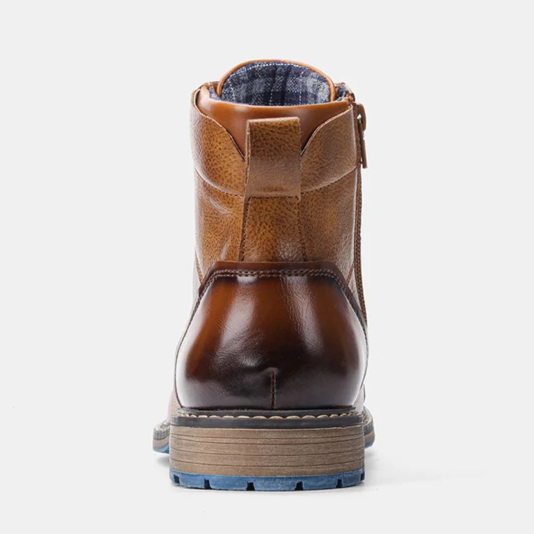 Brauner Herrenstiefel aus Leder, Rückansicht, mit blauer Sohle, modisch und robust.