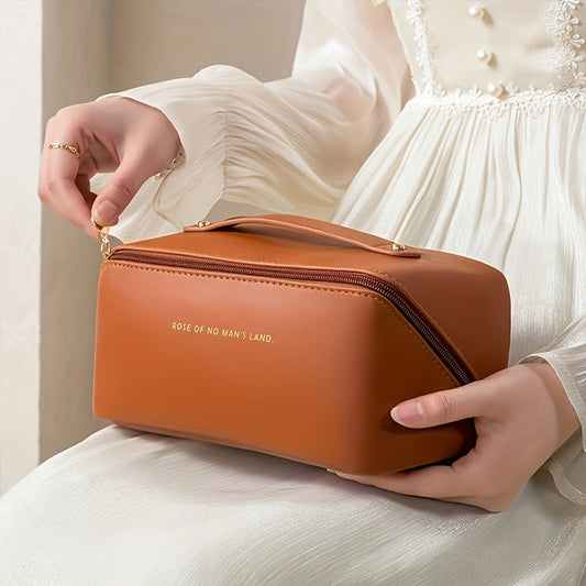 Braune Kosmetiktasche aus Leder mit Reißverschluss, elegante Handtasche, Damenmode Accessoire.