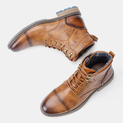 Braune Herren-Lederstiefel, Schnürung, rutschfeste Sohle, modisch, robust, bequem.