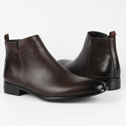 Braune Lederstiefeletten für Herren, elegantes Design, rutschfeste Sohle, seitlicher Reißverschluss.