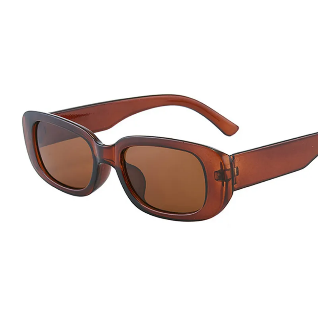 Braune rechteckige Sonnenbrille, UV-Schutz, modisches Accessoire, Kunststoffrahmen.