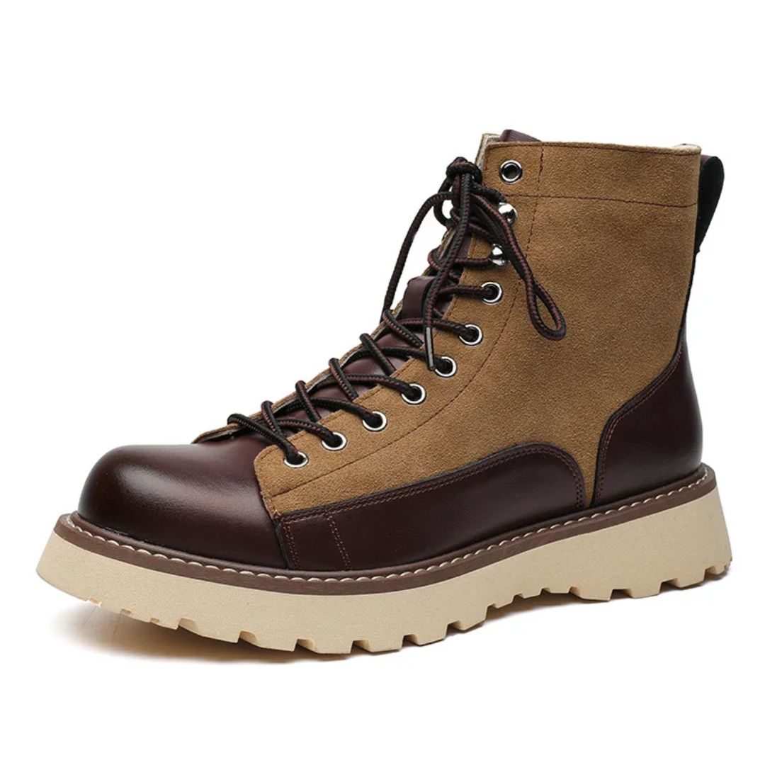 Brauner Lederstiefel mit Schnürung, robuster Sohle, Herrenmode, Outdoor, Herbst/Winter.