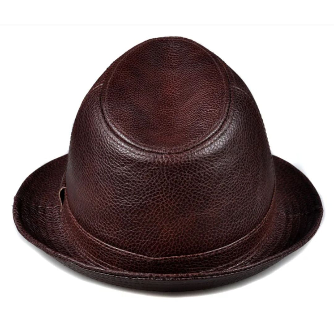 Brauner Lederhut, Fedora-Stil, modisch, hochwertig, Herrenaccessoire, elegant, zeitlos.